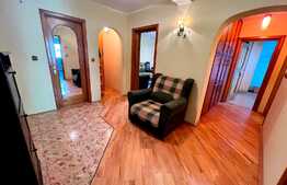 Apartament de 3 camere, 82mp, decomandat, zona Racadau - Magnolia