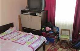 3 camere de vanzare, 45 mp utili, zona Casa Piratilor, izolat interior/exterior