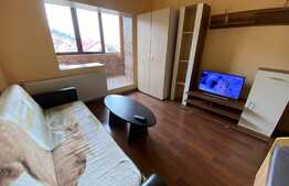Apartament de 2 camere, decomandat, 56 mp, zona Racadau 