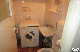 Vanzare apartament 3 camere, 65 mp, decomandat, zona strazii Louis Pasteur