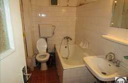 Vanzare apartament 3 camere, 65 mp, decomandat, zona strazii Louis Pasteur
