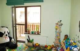 Vanzare 3 camere zona Sesul de Sus, 63 mp utili.