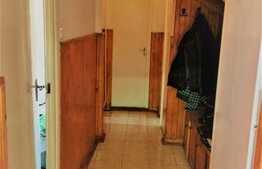 Apartament 4 camere decomandate, balcon, zona Aurel Vlaicu 