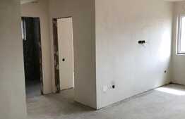 Apartament 3 camere, etaj intermediar, zona Petrom, FINISAT