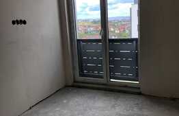 Apartament 3 camere, etaj intermediar, zona Petrom, FINISAT