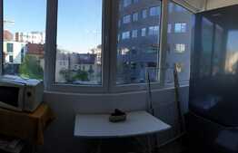 Garsoniera de 25mp, decomandata, balcon, Piata Mihai Viteazu