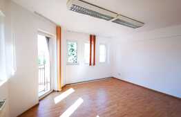 Apartament 3 camere decomandate, etaj intermediar, zona Pieței Mihai Viteazu