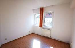 Apartament 3 camere decomandate, etaj intermediar, zona Pieței Mihai Viteazu