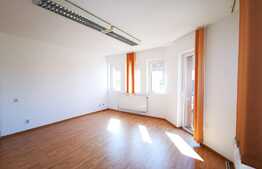 Apartament 3 camere decomandate, etaj intermediar, zona Pieței Mihai Viteazu