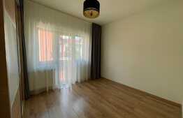 Oportunitate! 3 camere, 74 mp, 2 bai, imobil tip vila, zona Oncos 