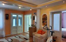 Casa individuala,137 mp utili, 660 mp teren,zona linistita