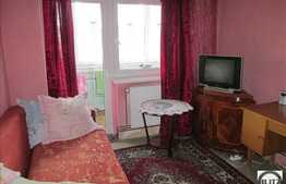 Vanzare apartament 2 camere decomandate in zona Calvaria. Bloc reabilitat termic