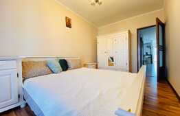 Apartament cu 3 camere, 75 mp, AC, zona strazii Horea