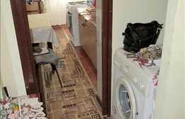 Vanzare apartament 2 camere decomandate, 52 mp, zona Vidraru. Etaj intermediar!