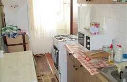 Vanzare apartament 2 camere decomandate, 52 mp, zona Vidraru. Etaj intermediar!