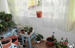 Vanzare apartament 2 camere decomandate, 52 mp, zona Vidraru. Etaj intermediar!