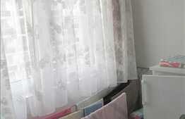 Vanzare apartament 2 camere decomandate, 52 mp, zona Vidraru. Etaj intermediar!