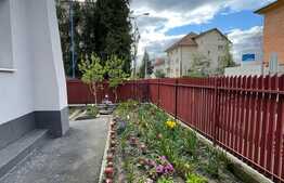 Apartament la casa, 2 camere, 42 mp, gradina, zona Tractorul 