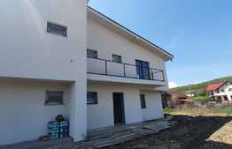 Reducere de pret! Casa cuplata, 120 mp utili, 320 mp teren, Apahida