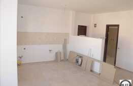 De vanzare apartament cu 3 camere, 61 mp, zona linistita! Finisaje noi! Parcare!