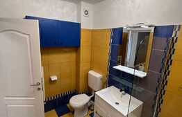 Apartament modern, 3 camere, intermediar, parcare, zona Terra