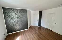 Apartament modern, 3 camere, intermediar, parcare, zona Terra