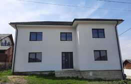 Casa individuala,160 mp utili, 300 mp teren,Sannicoara