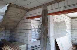 Casa individuala,160 mp utili, 300 mp teren,Sannicoara