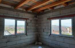 Casa individuala,160 mp utili, 300 mp teren,Sannicoara