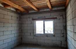 Casa individuala,160 mp utili, 300 mp teren,Sannicoara