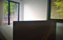 Casa tip duplex, 4 camere, 120 mp utili, garaj, 125 mp de gradina, zona Sub Cetate