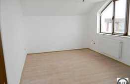 Vanzare apartament 2 camere, 70 mp utili, mansarda inalta