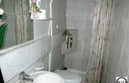 Garsoniera de vanzare, 29 mp, zona strazii Horea. Complet mobilat!