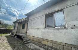 Casa individuala, 70 mp, renovabila, 933 teren, Luna de Sus 