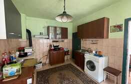 Casa individuala, 70 mp, renovabila, 933 teren, Luna de Sus 