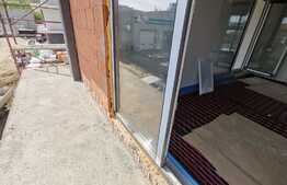 Apartament 2 camere, 42 mp, parcare, zona Vivo