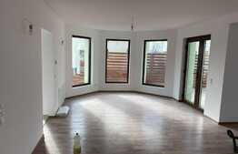 Casa spatioasa in Halchiu cu 5 camere, 170 mp utili, teren de 540 mp teren 