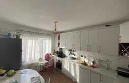 Apartament  de 3 camere, decomandat, 93 mp, Cartier Europa