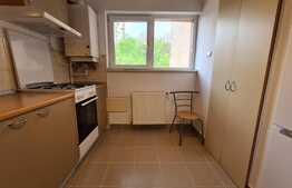 Garsoniera de 36 mp, etaj intermediar, zona Plopilor