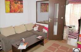 De vanzare apartament 3 camere decomandate, 63 mp. Loc de parcare si boxa!