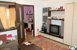 De vanzare apartament 3 camere decomandate, 63 mp. Loc de parcare si boxa!