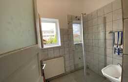 Apartament 3 camere, decomandate, 63 mp, nemobilat, zona Centrala