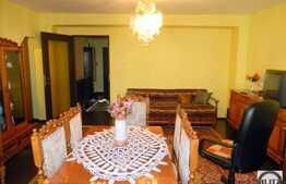 Apartament cu 2 camere, 65 mp,zona strazii Paris