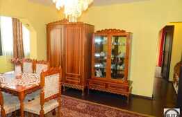 Apartament cu 2 camere, 65 mp,zona strazii Paris