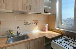 Garsoniera decomandata, 22 mp, zona Piata Hermes