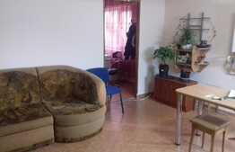 Vanzare 3 camere, 57 mp utili, terasa de 27 mp, zona Stejarului!