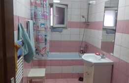 Vanzare 3 camere, 57 mp utili, terasa de 27 mp, zona Stejarului!