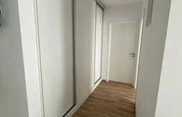 Apartament 3 camere, 53 mp, finisaje premium, terasa 80 mp, parcare, zona Vivo