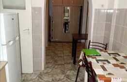 2 camere, decomandat, 55 mp, zona strazii Unirii