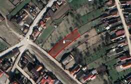 Teren de 1000mp, Sacele